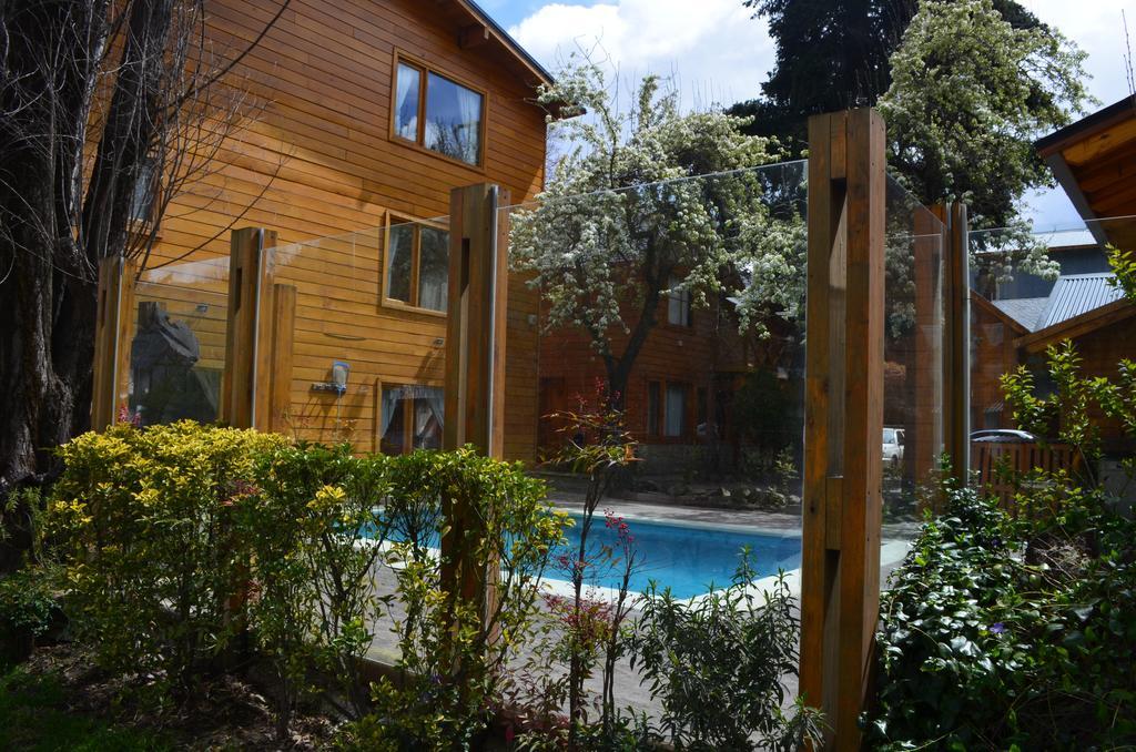 Apart Hotel Robles Del Sur San Martin de los Andes Exterior photo