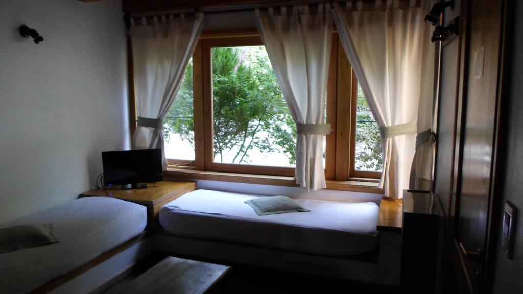 Apart Hotel Robles Del Sur San Martin de los Andes Room photo