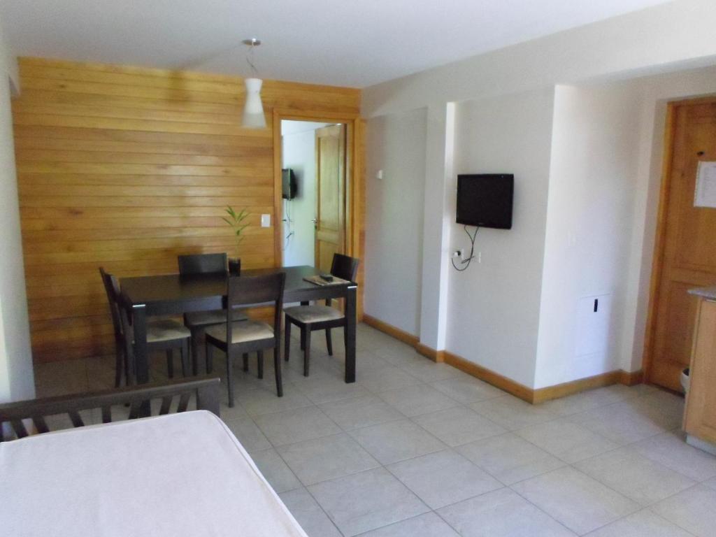 Apart Hotel Robles Del Sur San Martin de los Andes Room photo