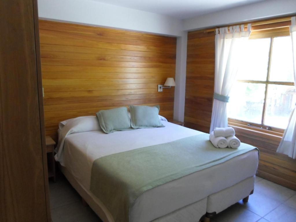 Apart Hotel Robles Del Sur San Martin de los Andes Room photo